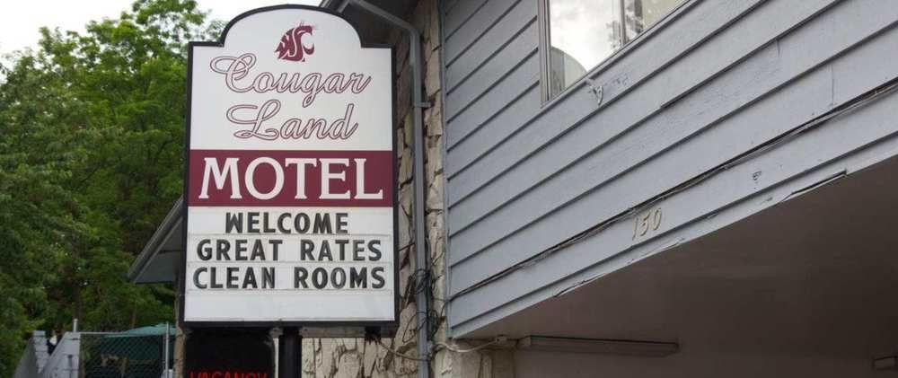 Cougar Land Motel Pullman Extérieur photo
